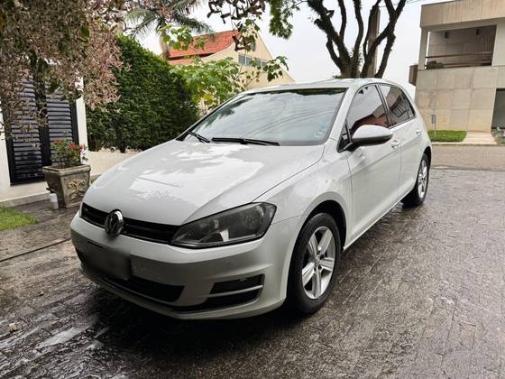 VOLKSWAGEN GOLF 1.4 TSI HIGHLINE 16V GASOLINA 4P AUTOMÁTICO VOLKSWAGEN GOLF 1.4 TSI HIGHLINE 16V GASOLINA 4P AUTOMÁTICO